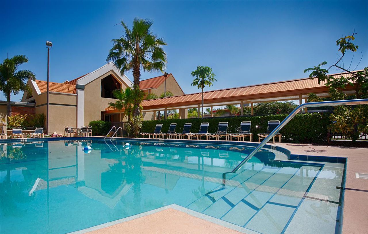 Best Western Orlando West Exterior photo